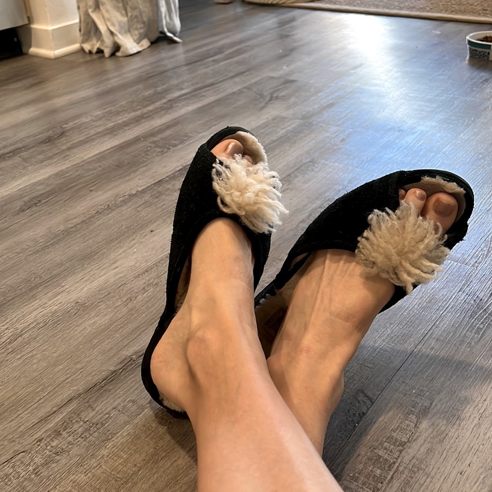 Cute UGG slippers